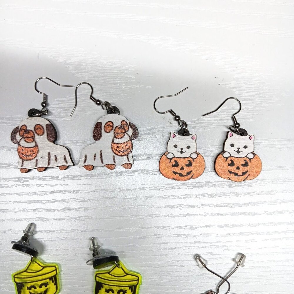 Halloween Earring Lot 6 Pairs Gothic Black Cat Skeleton Ghost Dog Spells Potions - Picture 6 of 9